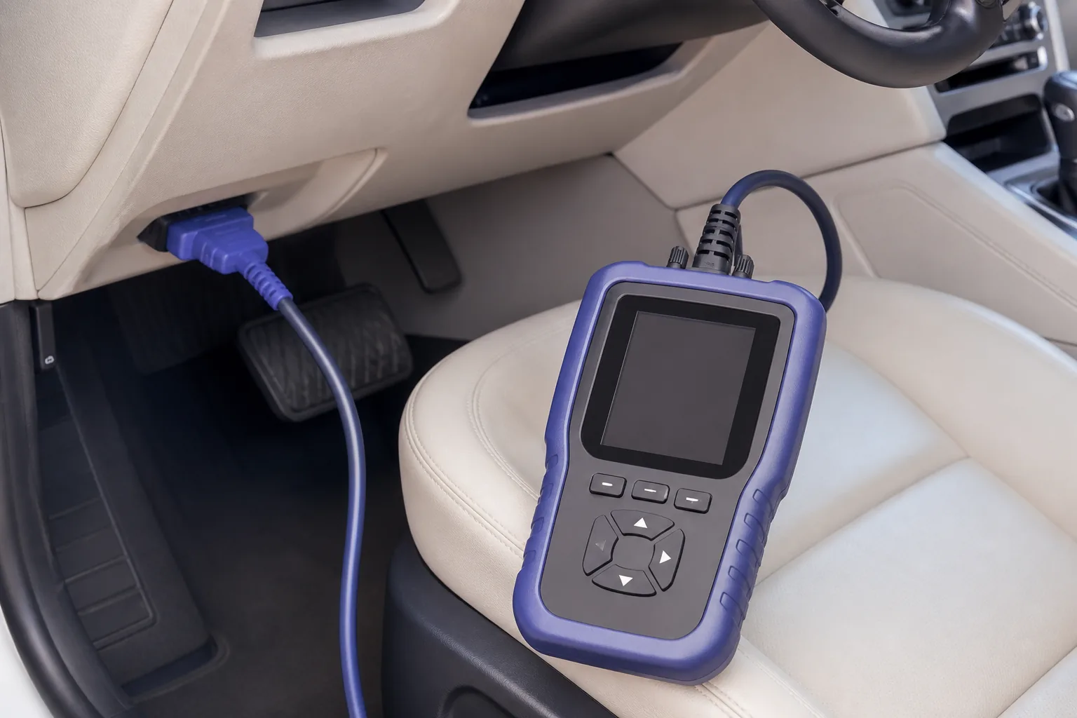 OBD-Diagnosegerät mit Fahrzeugsteuergerät-Anbindung, 1200x800